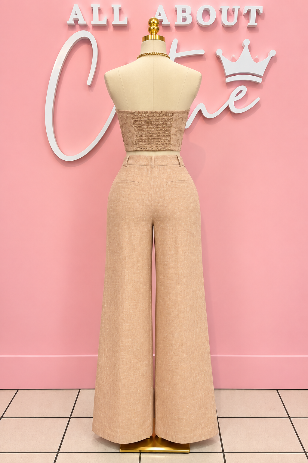 Sand Bloom Linen Set